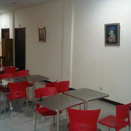 Benteng Hotel Pekanbaru Bagian luar foto