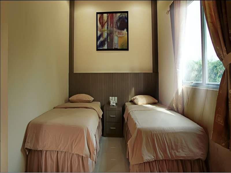 Benteng Hotel Pekanbaru Bagian luar foto